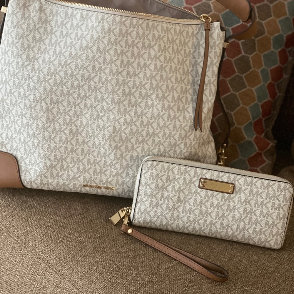 Michael Kors Medium Satchel